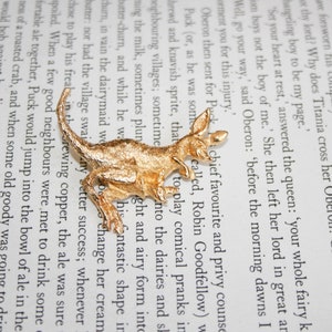 Sweet Kangaroo Brooch - Mama and Baby Joey - Signed 36