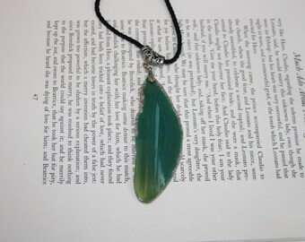 Stunning Green Agate (?) Necklace - Polished Green Stone Pendant