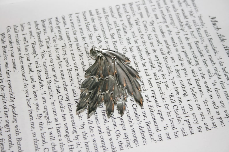 Abstract Feathers Brooch Multi Texture Silver Tone Hammered and Smooth Plumes Modernist