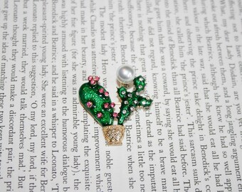 Cute Cactus Brooch - Prickly Pear Plant Pin - Faux Pearl