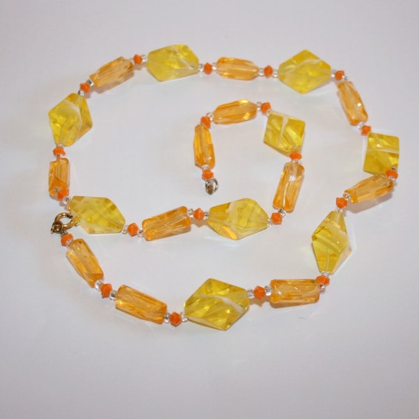 Funky Lemon Citrus Necklace - Retro Beaded Necklace