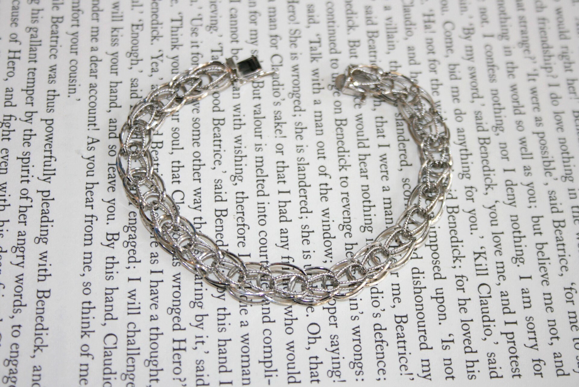 charm bracelet air max 90