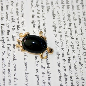 Unique Turtle Brooch - Polished Black Stone Cabochon - Gold Tone Tortoise Pin