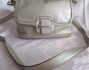 Vintage Coach Handbag with Hand & Shoulder Strap - Gold Metalic - Authentic