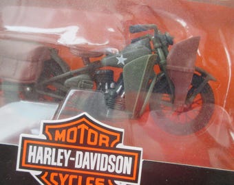 Harley Davidson Die Cast Replica 1942 WLA Flat Head - NIB