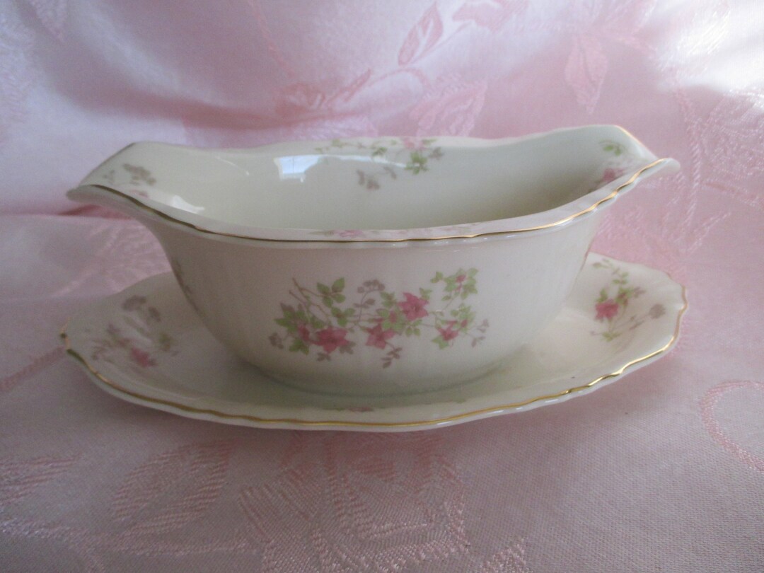 Syracuse China Stansbury Gravy Boat With Attached Underplate Etsy