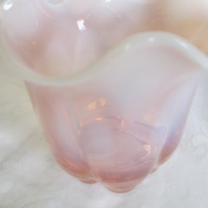 Duncan Miller Canterbury Pink Opalescent 5" Crimped Vase