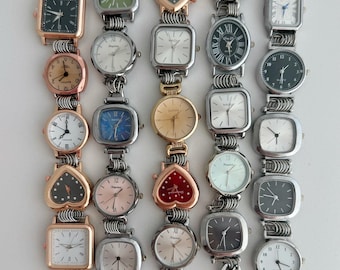 Pulseira Vintage Charm, Relógio de Pulso Banhado a Ouro com Mostrador Preto e Verde, Relógio Delicado com Esmalte e Cristais, Joia Retrô Elegante para Mulheres