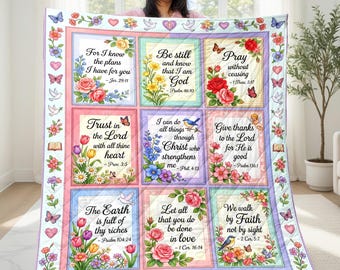 Trapunta cristiana con motivi floreali e versetti biblici: coperta con ispirazione religiosa, regalo a tema religioso.