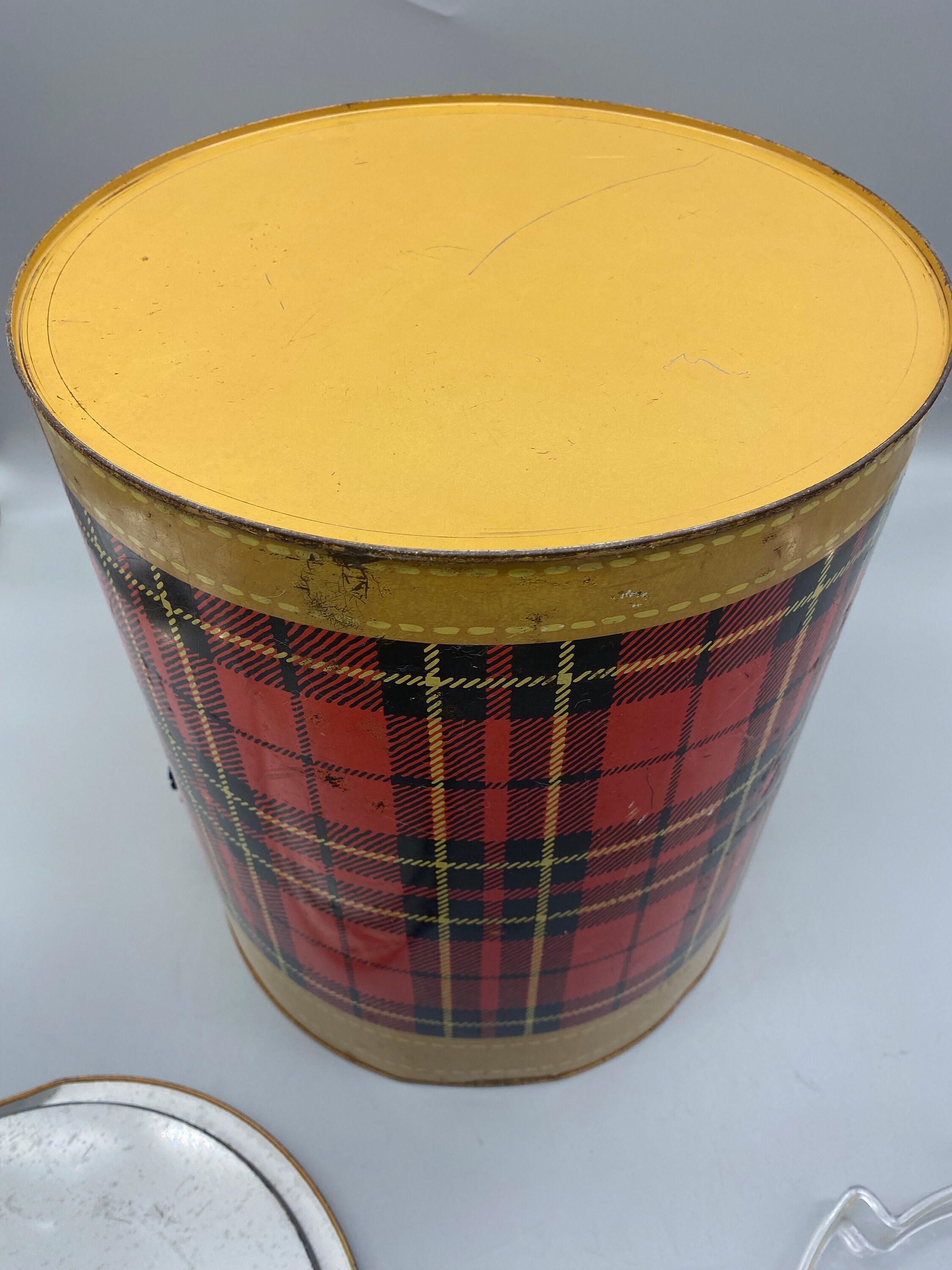 Vintage Large Tartan Plaid 