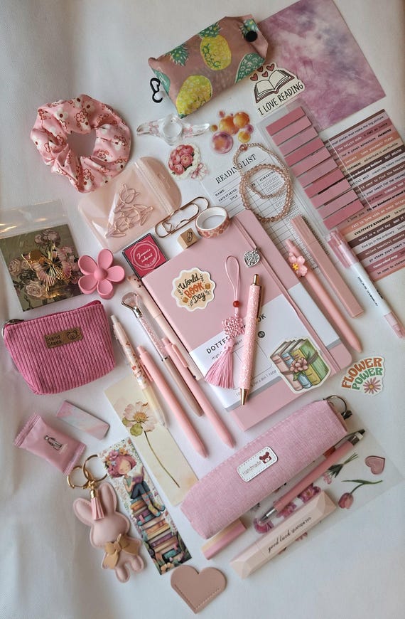 Bookish Bundle mit A5 Notizbuch,  Geschenk für Freundin, Journal Bundle, Selfcare Box, Care Paket, Stationery Set, Geschenkidee Frauen