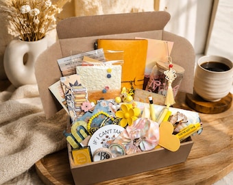 Premium gift for girlfriend, 30+ lovingly selected products, gift box for women, self-care box, Bookish bundle, care package