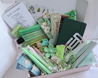 Geschenkbox für Freundin, Selfcare Box, Überraschungsbox, Geschenk für Frauen, Care Paket, Bookish Bundle, Geschenkidee