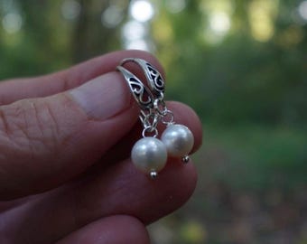 Freshwater pearl earrings
