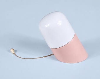 Lampa stołowa kolumnowa typu RZB. Szkło opalowe i podstawa z tworzywa sztucznego. Włochy, lata 60. XX wieku.