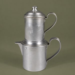 Extremt sällsynt filterkaffebryggare i aluminium för 6 koppar, av Ing. Cane från Omegna. Italien, 1930-talet.
