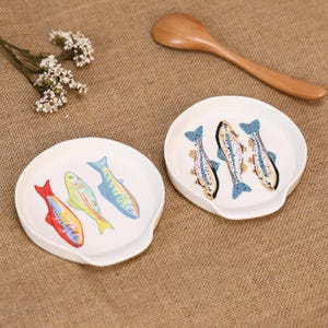 Coastal Fish Spoon Rest Set Colorful Sardine Ceramic Kitchen Spoon Holder Hand Painted Pottery Dish Rustic Linen Cottagecore Gift