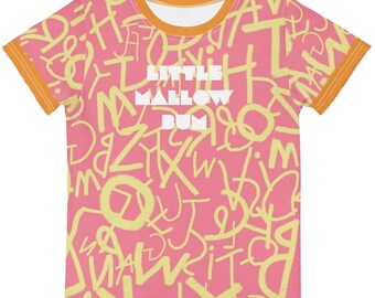 Camiseta infantil colorida con estampado integral del alfabeto – Camiseta de cuello redondo rosa, amarilla y naranja, tops divertidos y únicos.