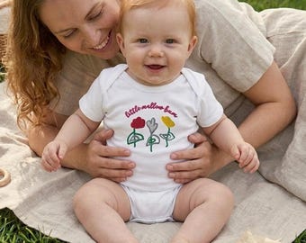 Body en coton biologique, design d'artiste unique pour bébés