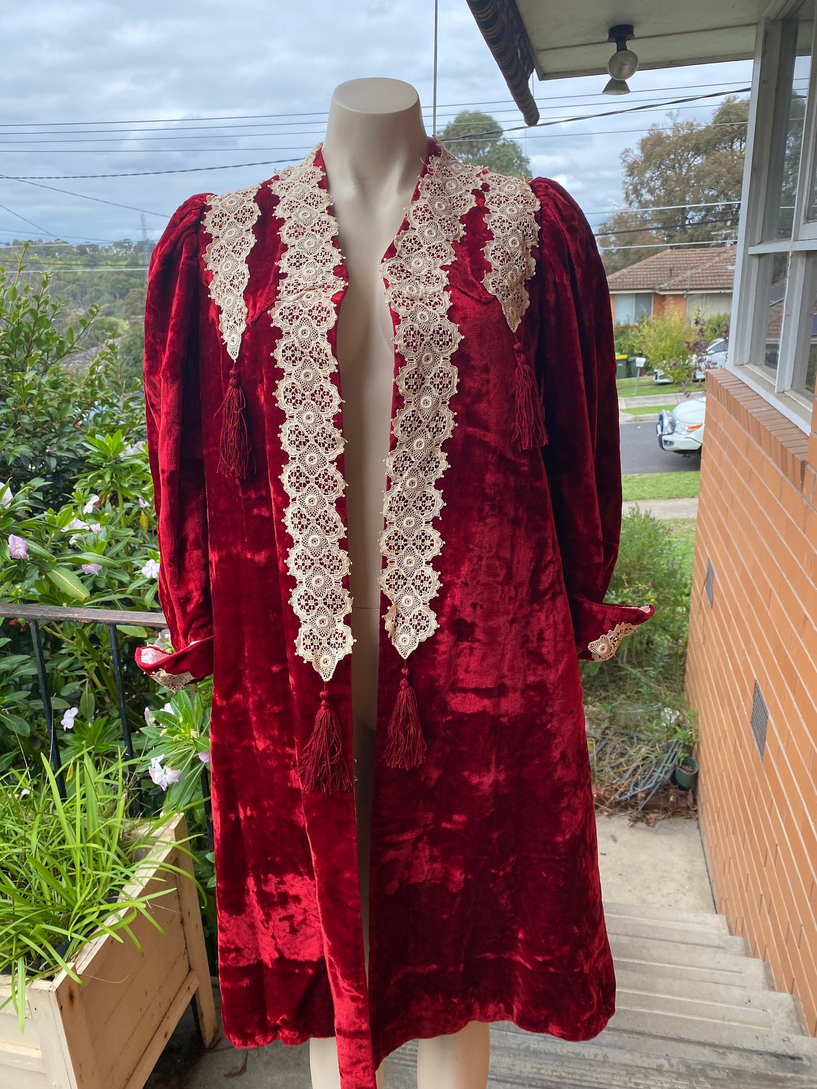 Red Cowboy Robe Ceremonial Robe ~ Old, Red, Regal, Silk Velvet ~ Sz - Etsy
