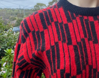 1980s 1970s red and black wool jumper, sweater ~ Sz M