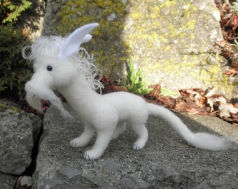 White Dragon - Cloud, needlefelted dragon, miniature white dragon