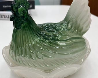Green Opal Glass Hen Storage | 6.7x5.7x5.5" Farm Animal Home Gift