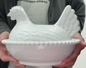 7 Inch Vintage Milk Glass Hen on Nest Collectible Dish Farmhouse Kitchen Decor Organizer