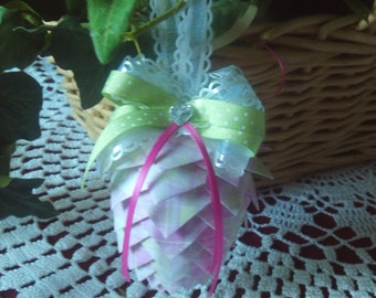Pinecone,keepsake,ornament,tree,windows,packages,gifts,door prize,birthday,girls,women,pink,lime
