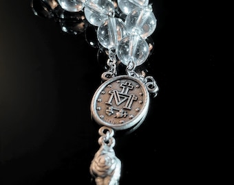 Miraculous Medal One Decade Rosary – Clear Glass Pocket Rosary with Italian St. Benedict Crucifix, Traditional Catholic Gift