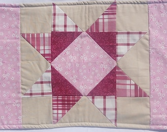 Quilted Patchwork Sawtooth Star Block Placemat