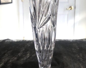 Vaso per boccioli in cristallo Royal Irish Crystal con decorazioni in piombo, 17 cm, stile cottagecore, regalo di nozze, art nouveau.