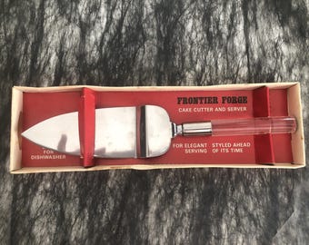 Cortador y servidor de pasteles vintage MCM Frontier Forge, acero inoxidable Lucite, Japón