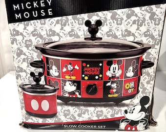 Panela elétrica de cozimento lento Disney Mickey Mouse, 5 litros, com concha de 590 ml (20 oz), nova na caixa.