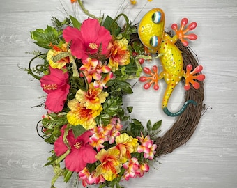 Tropical Island Wreath for Front Door, Pink Hibiscus Wreath, Hawaiian Wreath, Lizard Door Hanger, Salamander Decor, Summer Beach Decorations