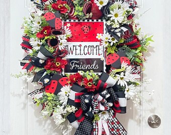 Ladybug Wreath for Front Door, Daisy and Rose Porch Door Decor, Summer Farmhouse Decorations, Mother's Day Gift, Welcome Friends Wreath