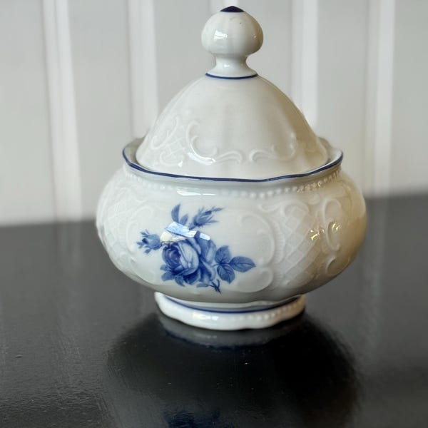 Seltmann Weiden Bavaria sugar bowl