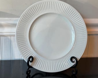 Johnson Brothers Athena dinner plate featuring a distinctive white ribbed rim