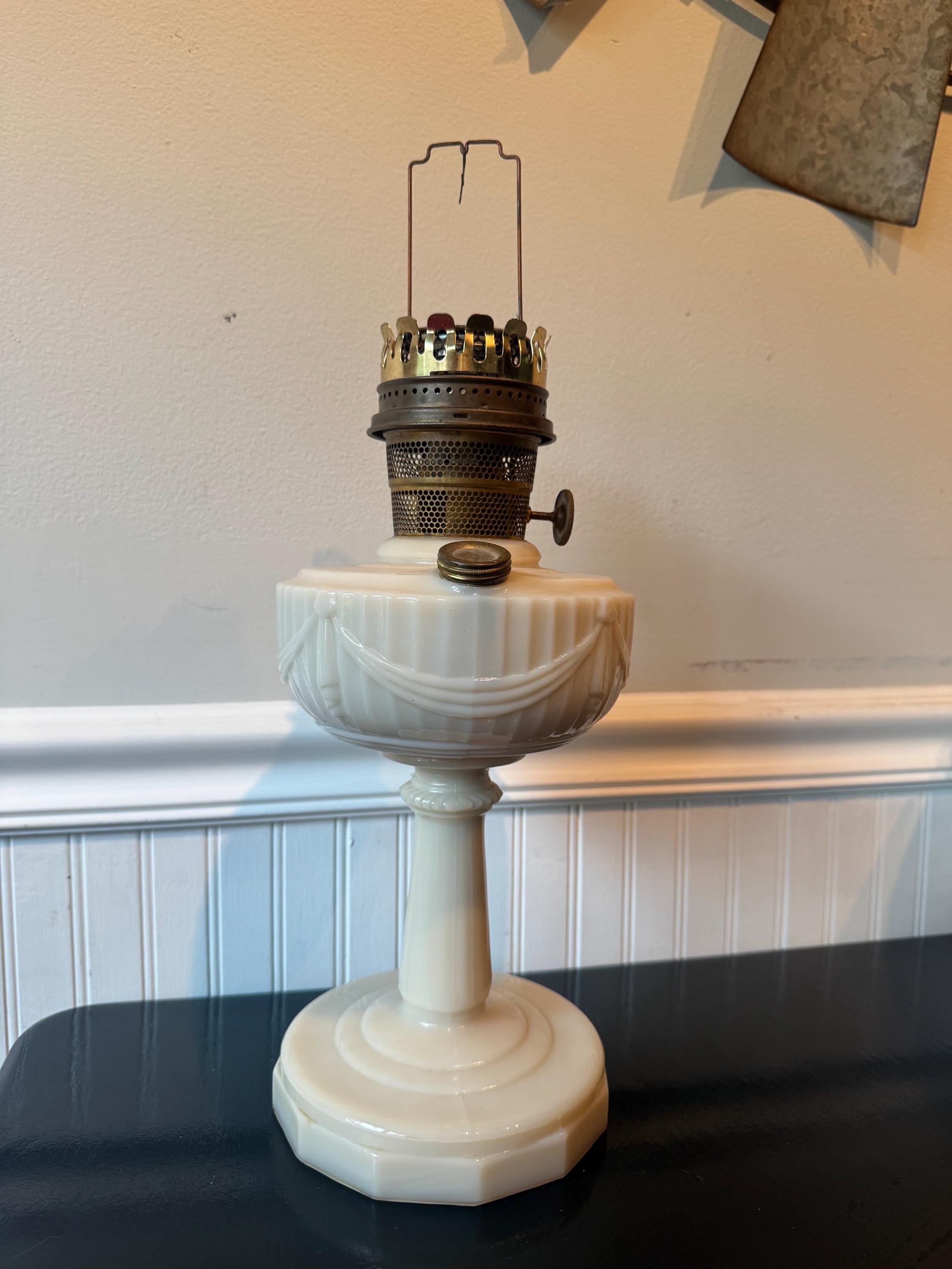 Vintage 1940s Aladdin Alacite Lamp - Etsy