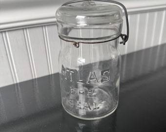 Atlas E-Z Seal Mason jar