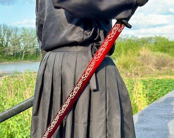 Katana hecha a mano con hoja púrpura y vaina grabada con un dragón, espada samurái de espiga completa, arma de artes marciales de colección.