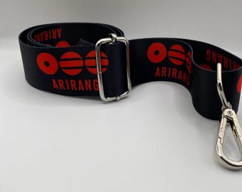 Correa Arirang de BTS para bolsos cruzados - Correa K POP para bolsos cruzados.