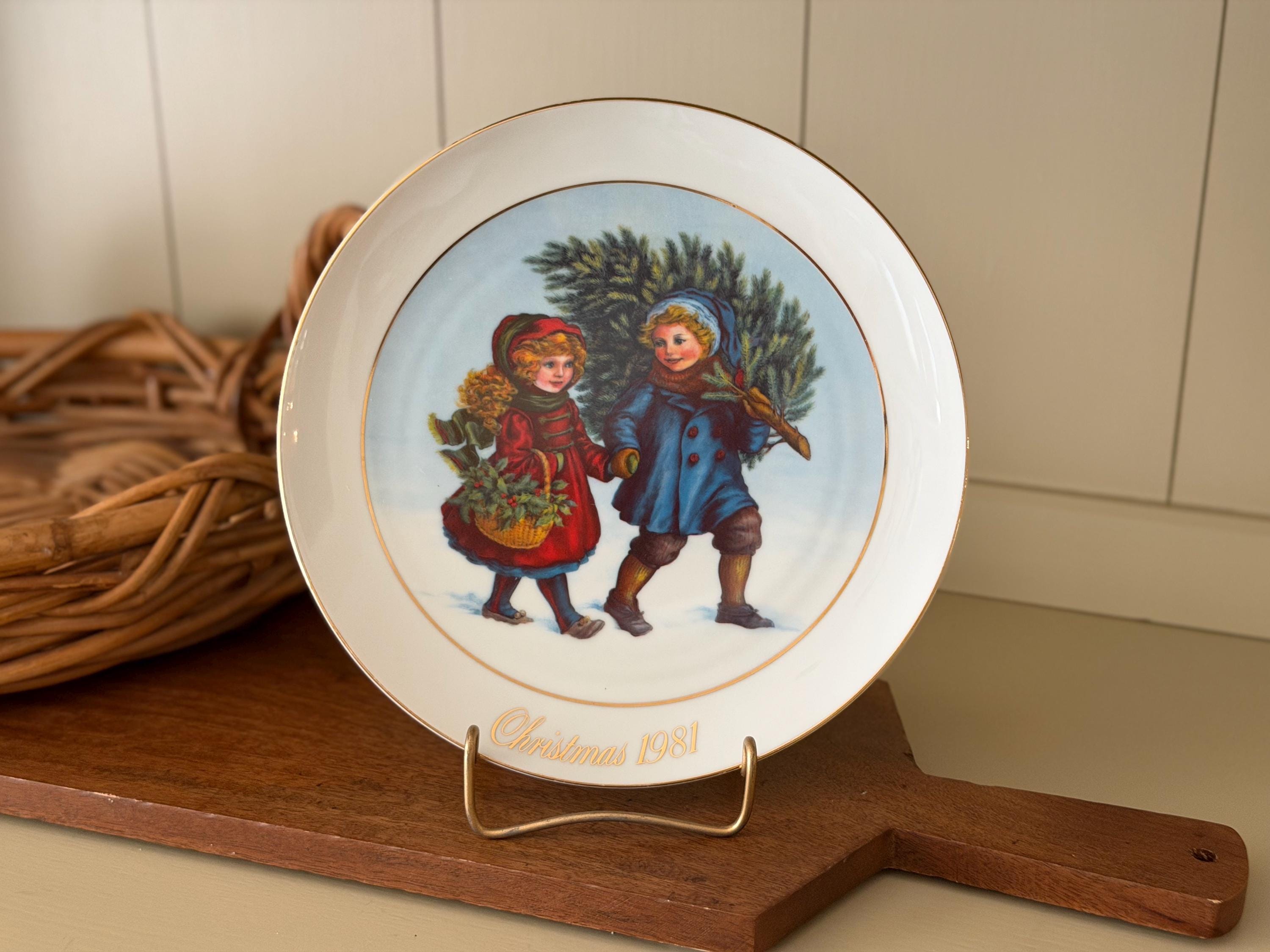 1981 Christmas Plate - Etsy
