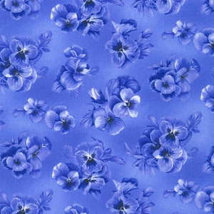 BRIGHTLY SO Pansy floral Tonal cotton quilt fabric by Debbie Beaves for Robert Kaufman 21174-4 Blue
