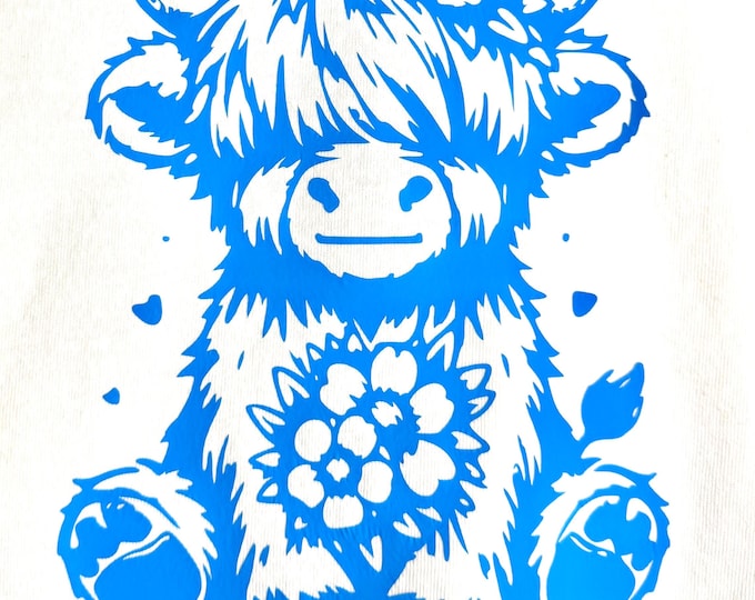 Highland Cow Floral Graphic Tee – Cottagecore Farm Shirt