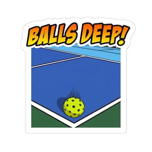 Peut inclure: Ensemble de trois mugs en céramique avec une finition mate et mouchetée. Les tasses sont de couleur crème, gris clair et gris foncé. Design simple et minimaliste, parfait pour le café ou le thé.