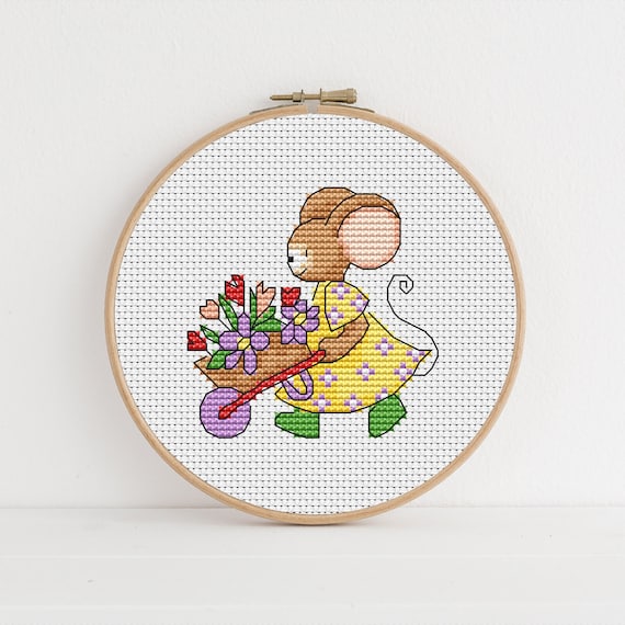 Furry Tales Wheelbarrow Mouse / PDF Cross Stitch Pattern / Lucie Heaton