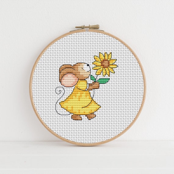 Furry Tales Sunflower Mouse / PDF Cross Stitch Pattern / Lucie Heaton