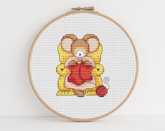 Knitting Mouse - Furry Tales / PDF Cross Stitch Pattern / Knitting Cross Stitch / Lucie Heaton