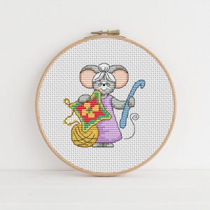 Souris au crochet Furry Tales, modèle de point de croix par Lucie Heaton, tableau PDF au point de croix à télécharger